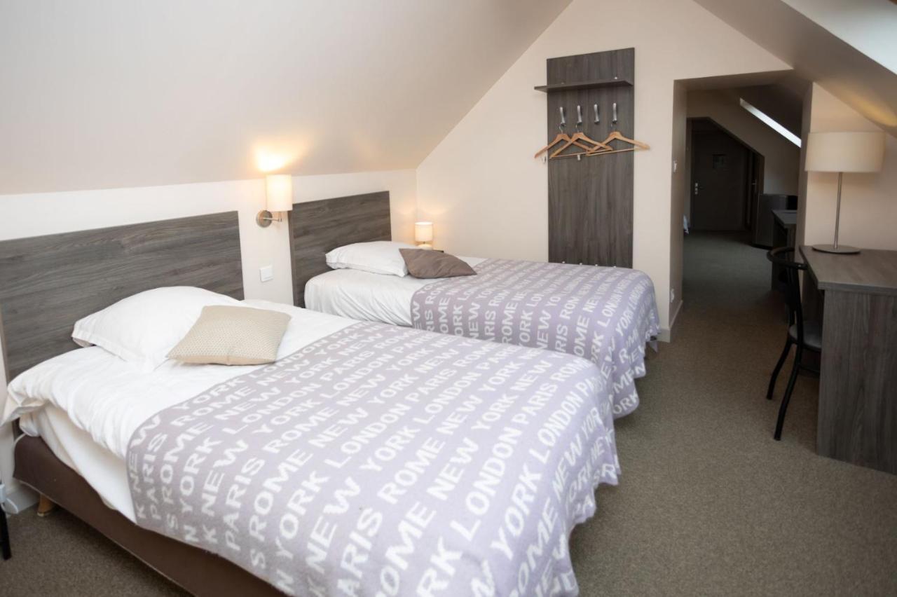 Hotel Le Carnot Bolbec Esterno foto