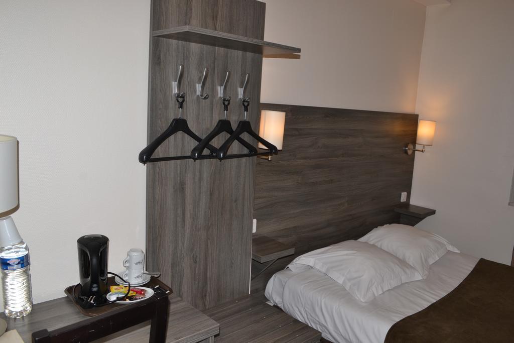 Hotel Le Carnot Bolbec Esterno foto