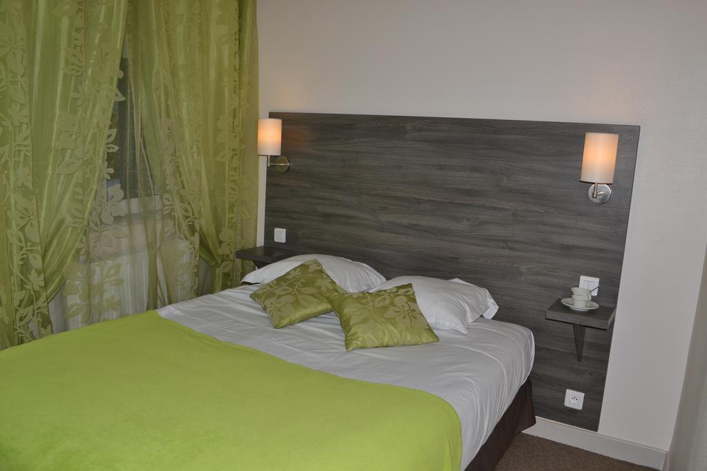Hotel Le Carnot Bolbec Esterno foto